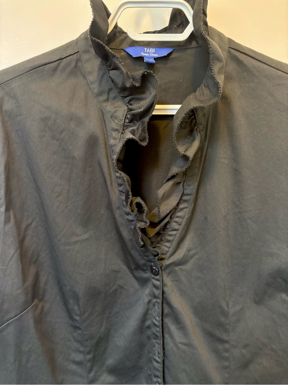 Black Ruffle-Collar Button-Down Shirt - Picture 4 of 9